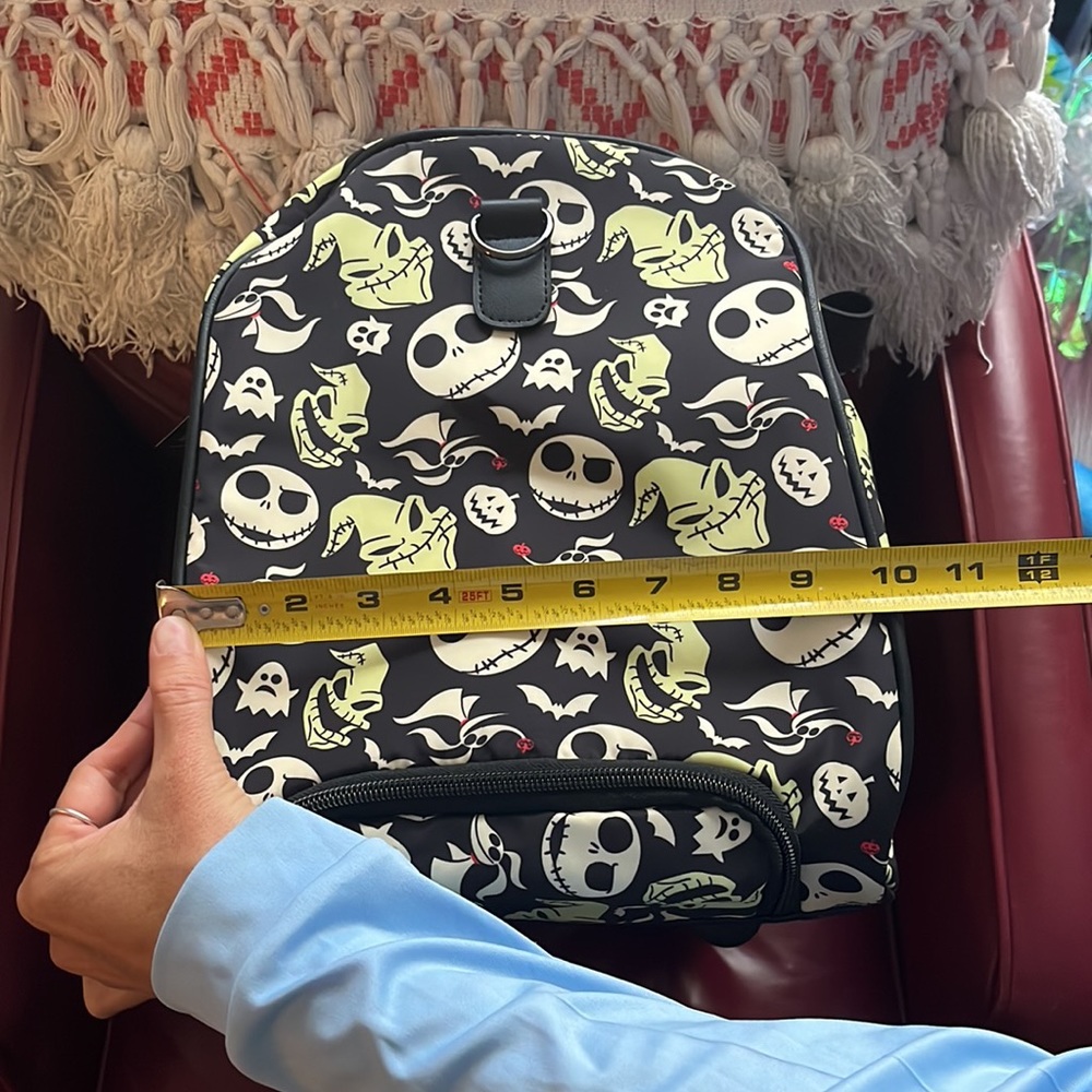 Disneys nightmare before christmas overnight rolling tote travel bag - Picture 5 of 11